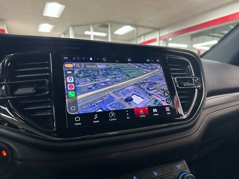 Certified 2025 Dodge Durango GT image 25