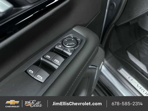 New 2026 Chevrolet Suburban LT w/ Comfort Package image 45