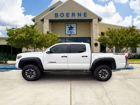 Used 2023 Toyota Tacoma TRD Off-Road AWD/4WD image 2