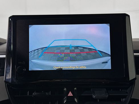 Used 2025 Toyota Corolla SE image 25