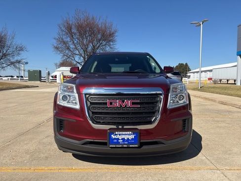 Used 2016 GMC Terrain SLE image 3