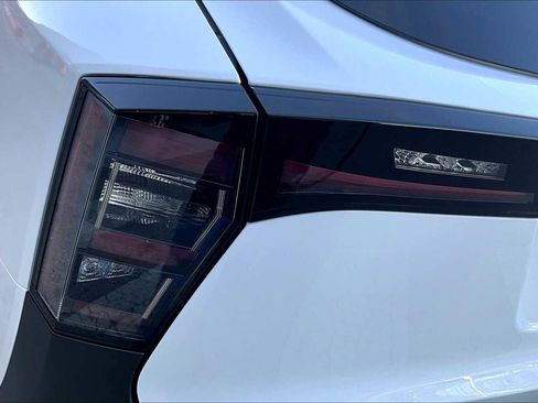 New 2026 Nissan Kicks SV image 12