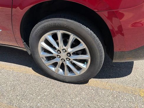 Used 2020 Buick Enclave Essence w/ Sound and Sites Package FWD image 14