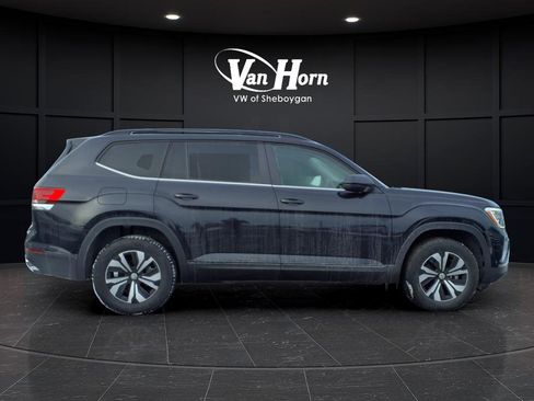 Used 2024 Volkswagen Atlas SE image 56