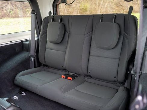 Used 2020 Jeep Wrangler Sport image 12