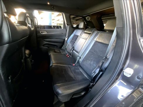 Used 2018 Jeep Grand Cherokee Altitude image 19