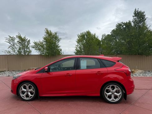 Used 2014 Ford Focus ST w/ Equipment Group 202A FWD image 5