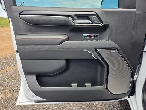Used 2026 GMC Sierra 1500 AT4X w/ LPO, Black Badging Package AWD/4WD image 12