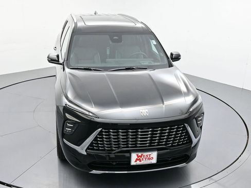 New 2026 Buick Enclave Avenir w/ Super Cruise Package image 4