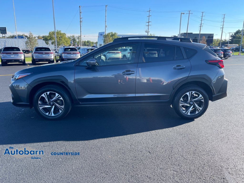 Used 2024 Subaru Crosstrek 2.0i Premium AWD/4WD image 2