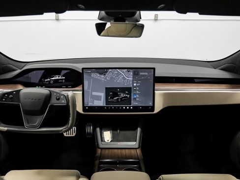 Used 2023 Tesla Model S Standard Range image 17