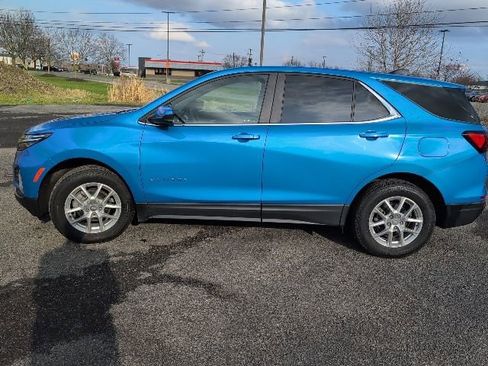 Certified 2024 Chevrolet Equinox LT image 2
