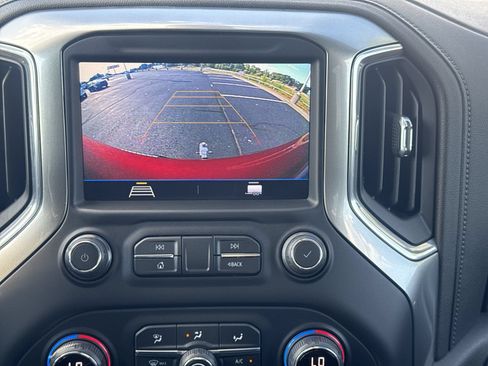 Used 2021 Chevrolet Silverado 1500 RST AWD/4WD image 17
