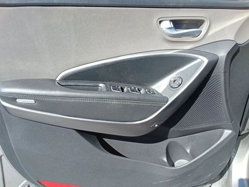 Used 2018 Hyundai Santa Fe Sport FWD image 9