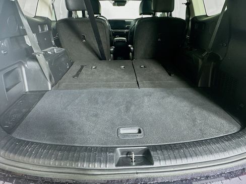 Used 2025 Kia Telluride S FWD image 30