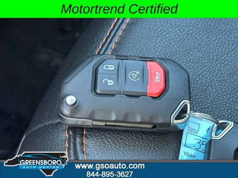 Used 2022 Jeep Gladiator Mojave w/ LED Lighting Group AWD/4WD image 36