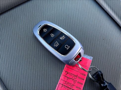 Used 2025 Hyundai Palisade SEL image 13