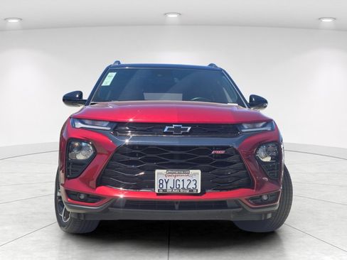 Used 2022 Chevrolet TrailBlazer RS FWD image 2