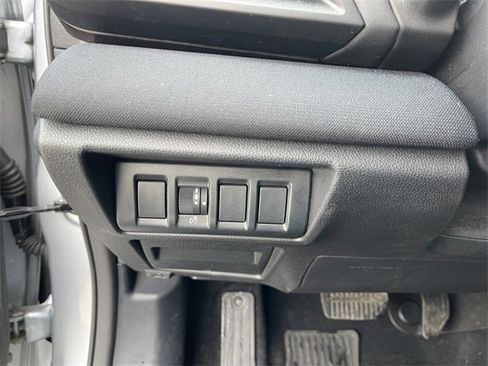 Used 2023 Subaru Outback 2.5i Premium image 28