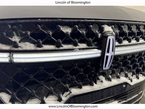 New 2025 Lincoln Navigator L Reserve w/ Jet Appearance Package image 11