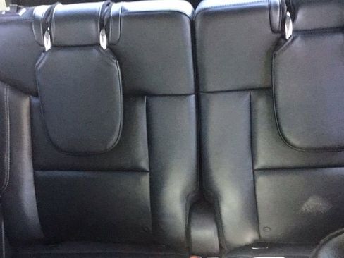 Certified 2022 Ford Explorer Limited w/ Equipment Group 301A image 18