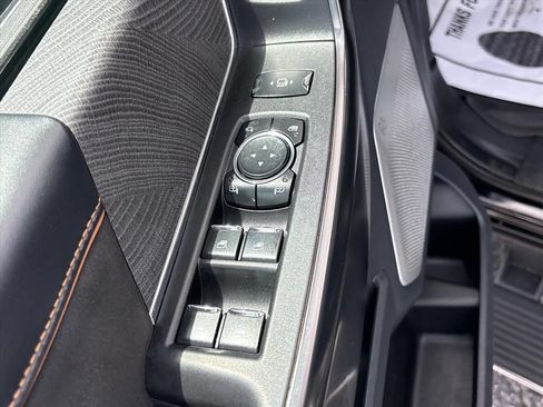 Used 2024 Ford F250 Platinum AWD/4WD image 24