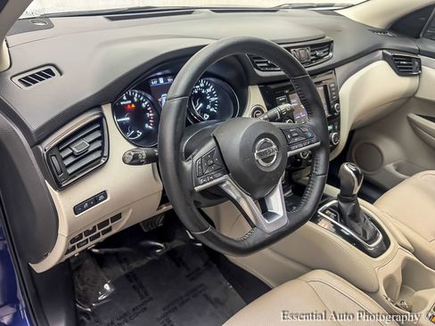 Used 2020 Nissan Rogue Sport SL image 11