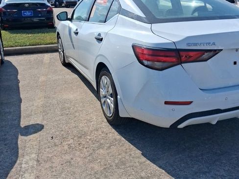 Used 2025 Nissan Sentra S FWD image 1