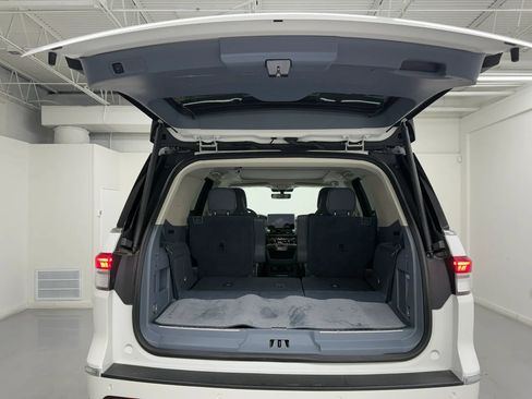 Used 2022 Lincoln Navigator Black Label AWD/4WD image 34