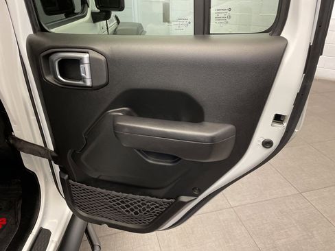 Certified 2023 Jeep Wrangler Unlimited Sport image 28