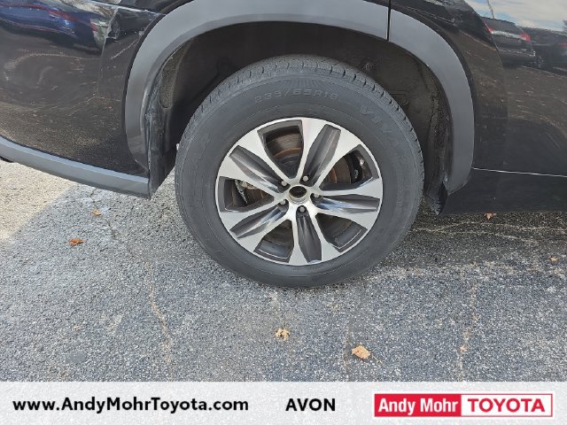 Used 2022 Toyota Highlander XLE FWD image 21
