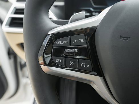 Used 2025 BMW 330i Sedan image 19