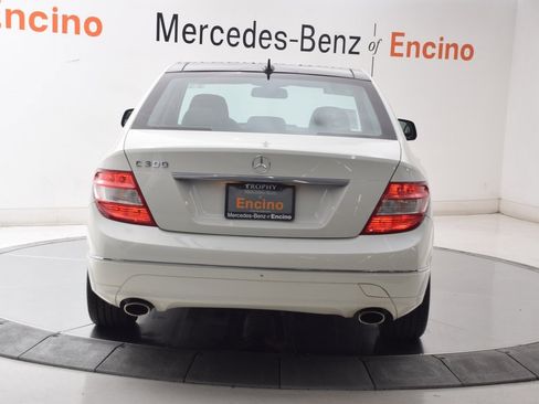 Used 2008 Mercedes-Benz C 300 Sedan image 4