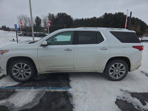 Used 2018 Chevrolet Traverse Premier w/ Driver Confidence II Package image 5