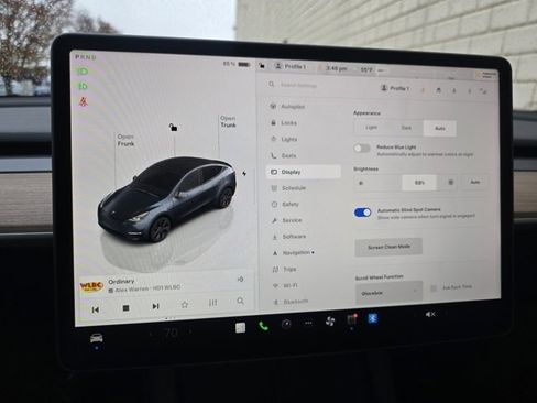 Used 2024 Tesla Model Y Long Range image 53