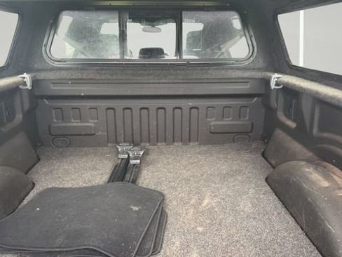 Used 2018 Ford F150 XLT w/ Equipment Group 302A Luxury AWD/4WD image 13