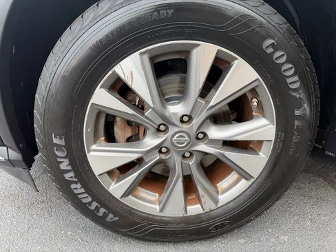 Used 2015 Nissan Murano SV image 21