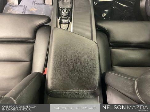 Used 2019 Volvo XC60 T5 Momentum w/ Premium Package FWD image 38
