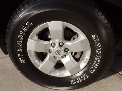 Used 2013 Nissan Frontier SV w/ SV Value Truck Pkg image 35