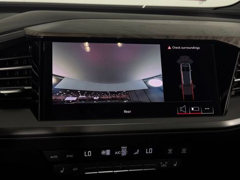 Used 2024 Audi Q4 e-tron Premium w/ Convenience Package AWD/4WD image 18