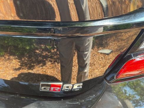 Used 2025 Toyota GR86 Premium w/ Performance Package image 6