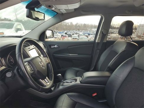 Used 2015 Dodge Journey Crossroad w/ Flexible Seating Group image 12