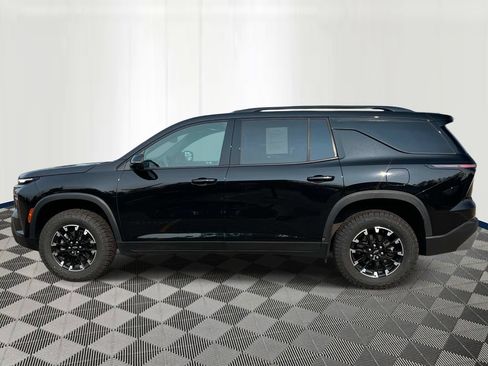 Used 2024 Chevrolet Traverse Z71 w/ LPO, Floor Liner Package AWD/4WD image 2