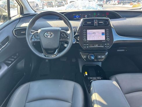 Certified 2022 Toyota Prius XLE image 9