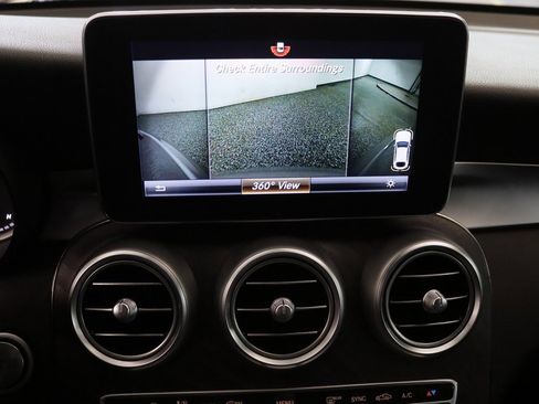 Used 2018 Mercedes-Benz GLC 300 4MATIC Coupe image 21