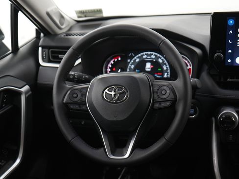Used 2025 Toyota RAV4 XLE Premium w/ Weather Package AWD/4WD image 14
