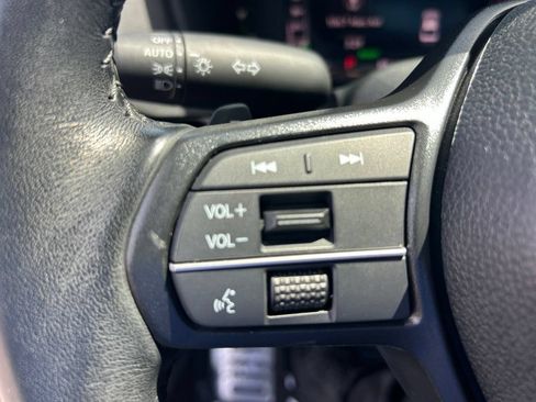 Used 2024 Honda Accord Sport image 39