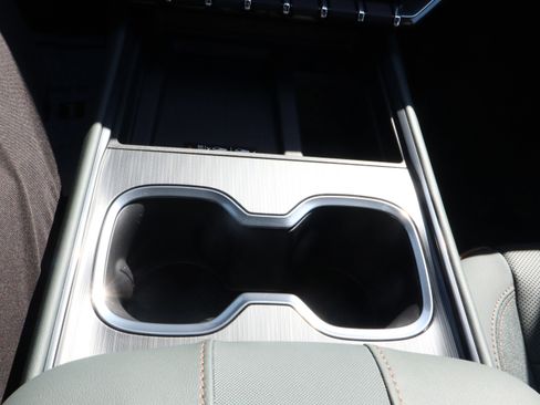 New 2026 GMC Acadia AT4 w/ LPO, Floor Liner Package image 15