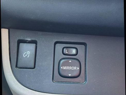 Used 2013 Scion iQ image 18