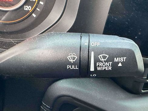 Used 2025 Jeep Wrangler Unlimited Sahara w/ Safety Group image 20